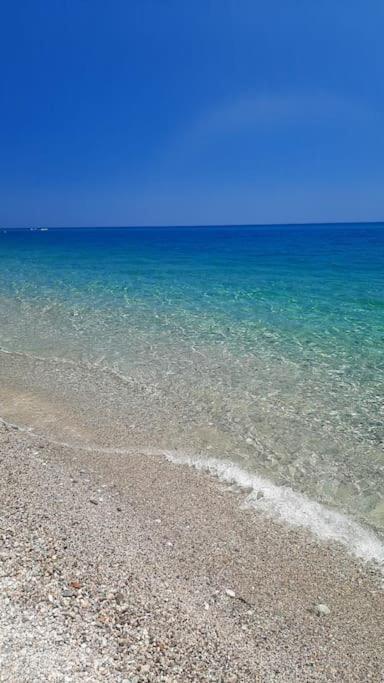 Casa Lulu Due Minuti Dal Mare Apartman Ardore Marina Kültér fotó